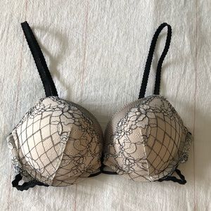 Bombshell bra